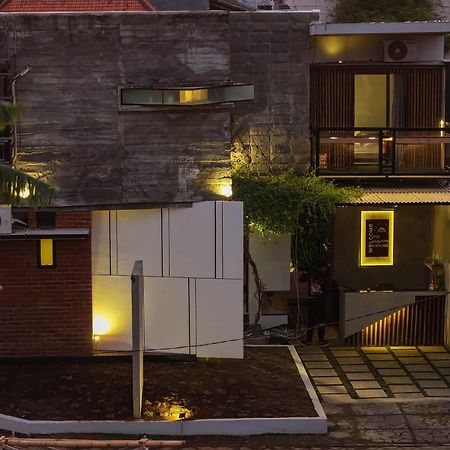 Happy House Bnb Bromo Backpacker Probolinggo Eksteriør billede