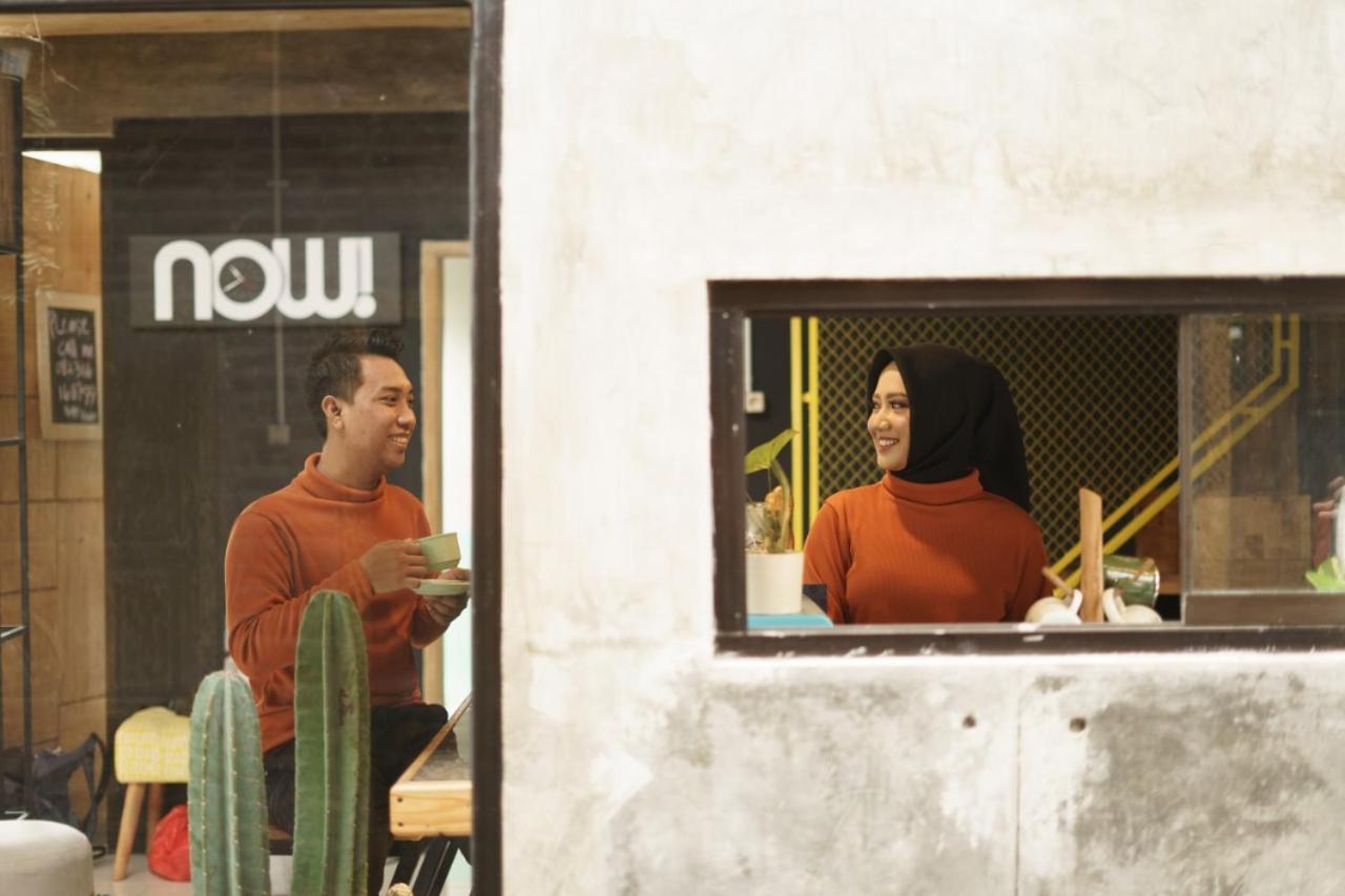 Happy House Bnb Bromo Backpacker Probolinggo Eksteriør billede
