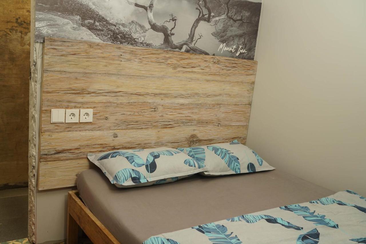 Happy House Bnb Bromo Backpacker Probolinggo Eksteriør billede