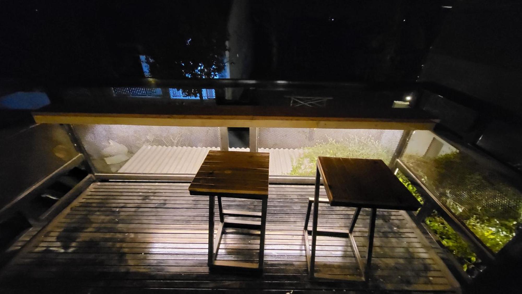 Happy House Bnb Bromo Backpacker Probolinggo Eksteriør billede